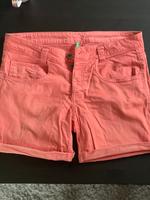 Benetton kurze Damenhose 40 Bayern - Freising Vorschau
