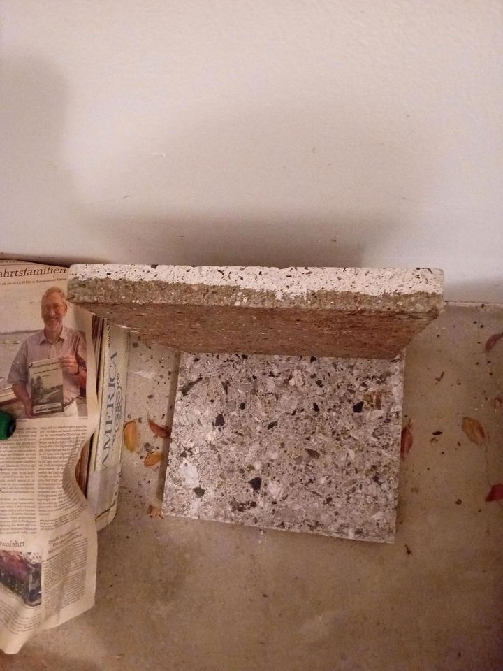 Marmorplatten. 30 X 30 cm ,2,5 cm hoch in Mehlbek