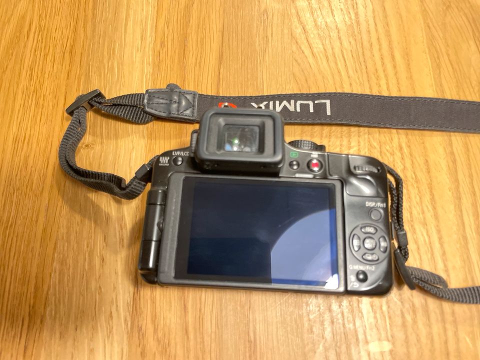 Panasonic Lumix DMC-G3 inkl. 3 Objektiven - kompl. Einsteiger-Set in Biberach an der Riß