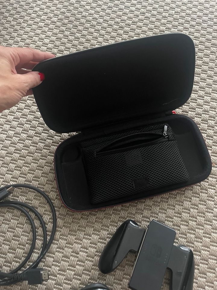 Nintendo Switch Ersatzteile joy con adapter Controller hdmi Kabel in Ginsheim-Gustavsburg