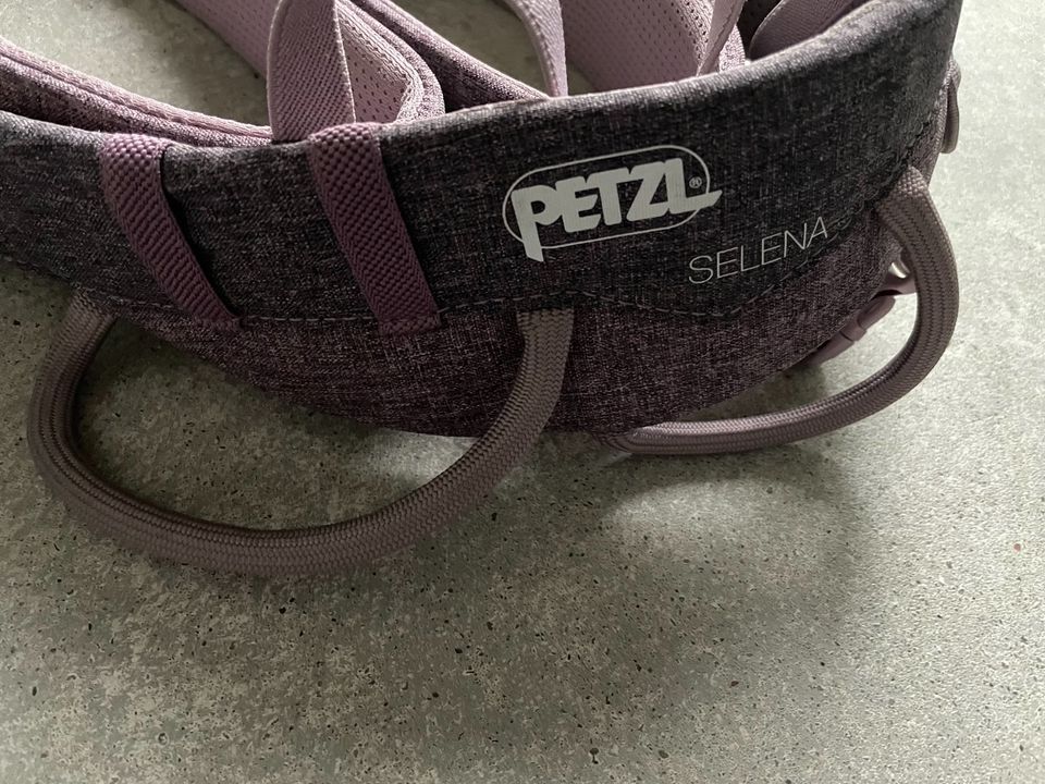 Petzl Damen Selena Klettergurt xs in Leichlingen