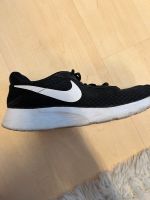 Nike Schuhe schwarz Hessen - Karben Vorschau