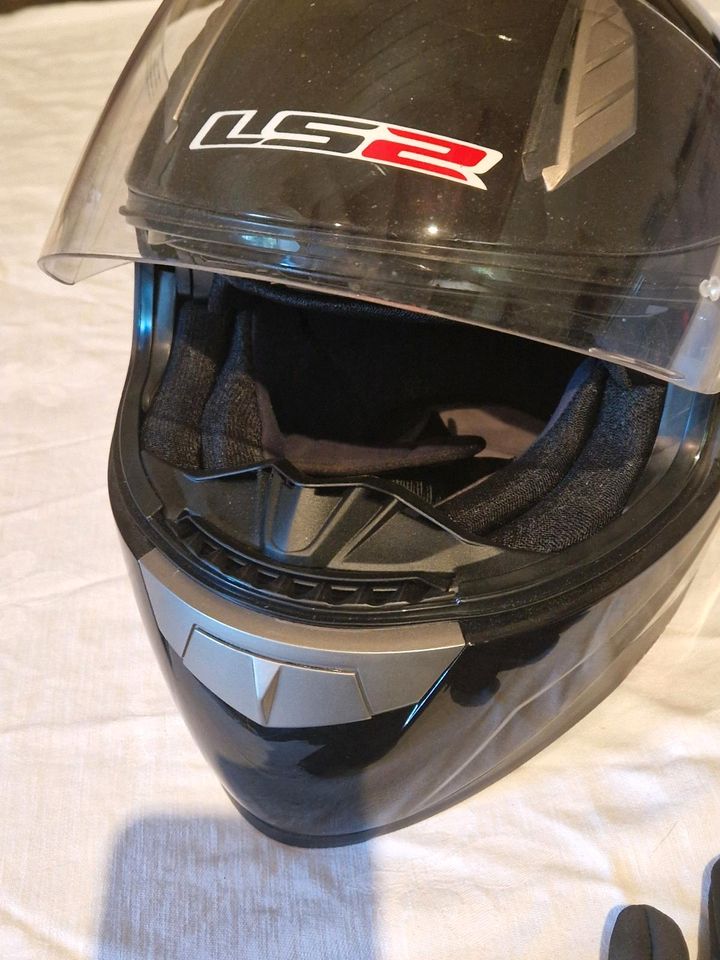 Motorrad Helm LS2 + Handschuhe in Uedem