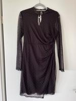 Schwarzes Kleid mit roten Pubkten Baden-Württemberg - Aalen Vorschau