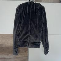 Bench Hooodie und Puma Zipper Hessen - Neuhof Vorschau