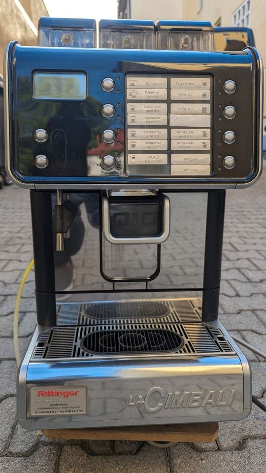 La Cimbali Q10 Kaffeevollautomat Kaffeemaschine in München