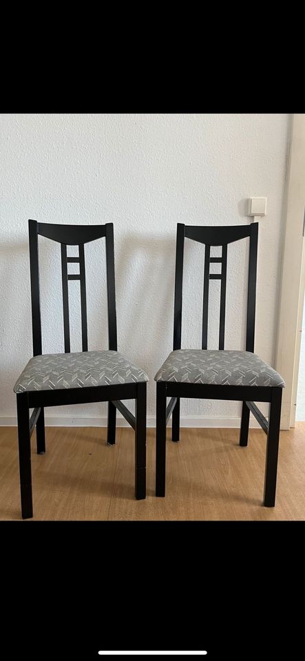 2 Stühle / Esszimmerstühle in Berlin