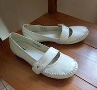 NEUWERTIG Marc Marken Ballerina Kommunion Hochzeit 37 echt Leder Saarland - Losheim am See Vorschau