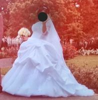 Brautkleid mit Tüll und Spitze Niedersachsen - Rinteln Vorschau