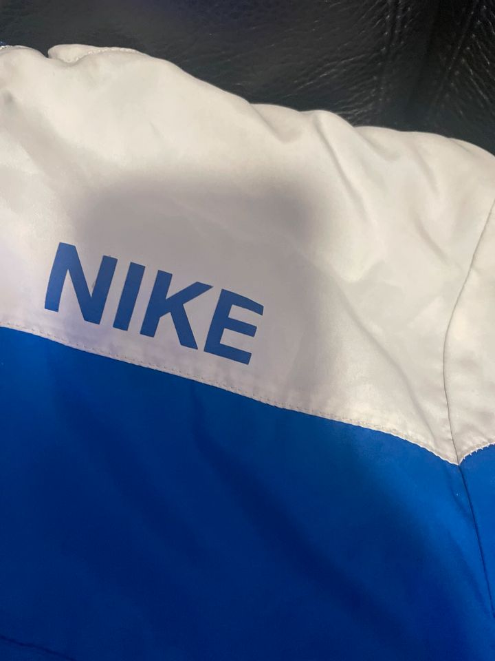 Nike Jacke in Aachen