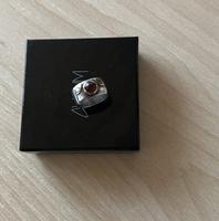 Ring 925 Silber mit einem in 525 Gold gefassten Granat Baden-Württemberg - Ulm Vorschau