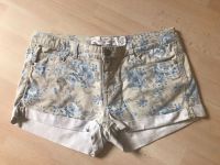 Hot  Pants Shorts H&M Blumen Gr 40 Nordrhein-Westfalen - Sprockhövel Vorschau