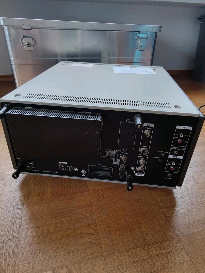 Sony VO-5800PS / VO-5630 U-Matic Videorecorder / Videorekorder in Dachau