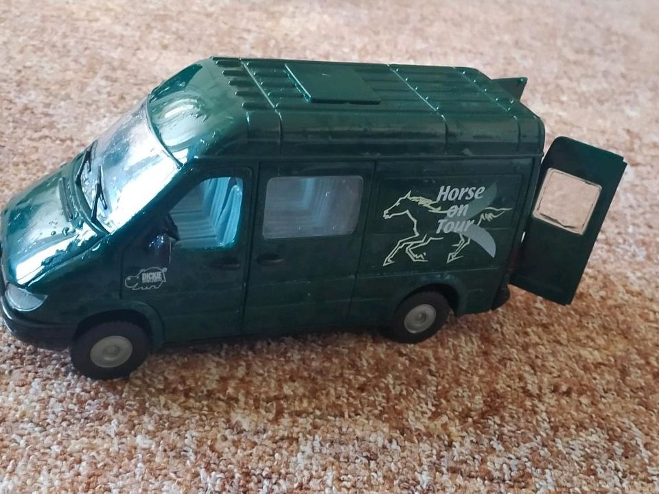 Auto Pferdetransporter z. B. für kleine Schleich Pferde in Stralsund