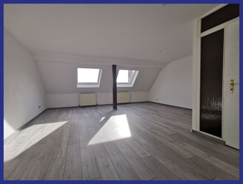 Schöne 3-Raum-Wohnung im Dachgeschoss (985) in Gera