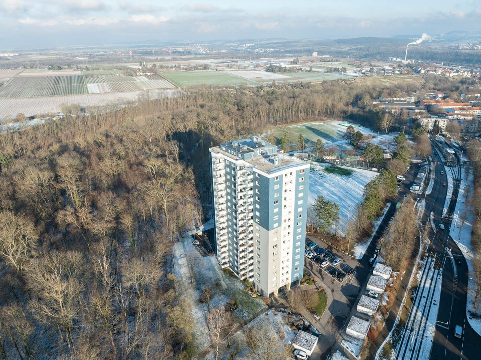 vor den Toren Stuttgarts - 3 Zimmer Wohnung mit Aussicht in Stuttgart