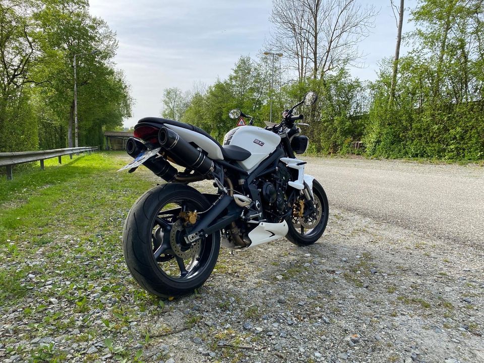 Triumph Street Triple R in Ruhstorf an der Rott