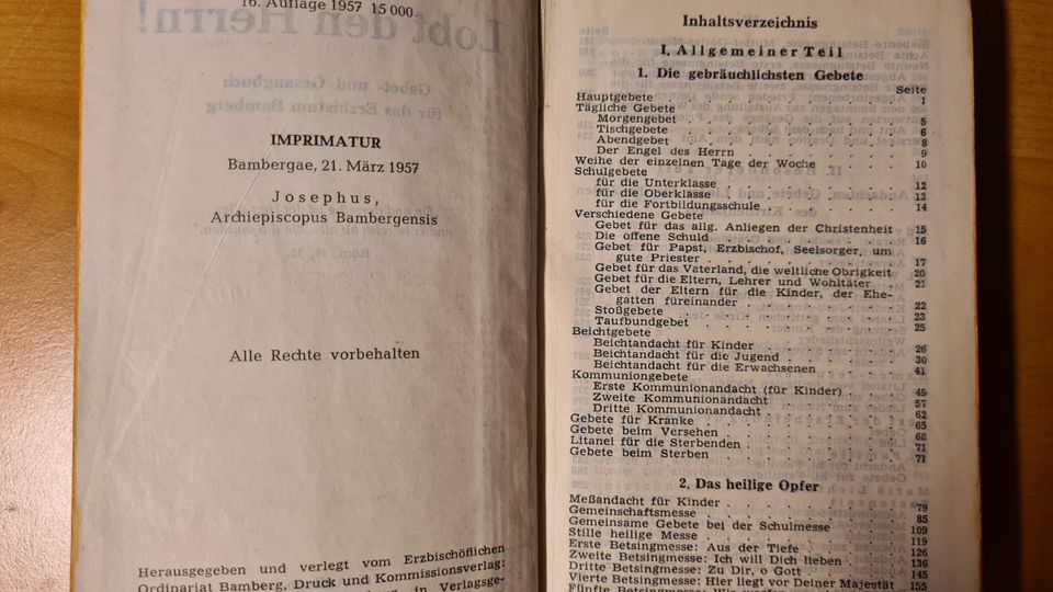 Altes Gesangbuch 1957 und Neues Testament 1969 für Sammler in Nandlstadt