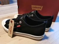 Chucks Sneaker Schuhe Levis Gr. 39 Schwarz Weiss Neu und OVP Nordrhein-Westfalen - Herne Vorschau