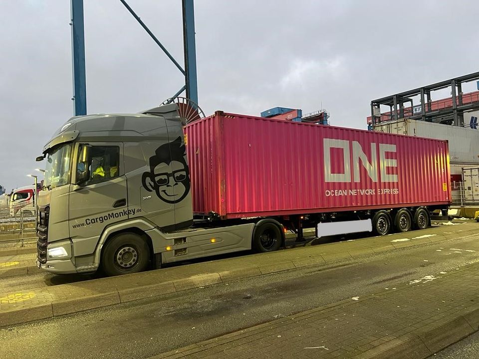 Bremen - Container Fernverkehr Kraftfahrer (m/w/d) in Delmenhorst