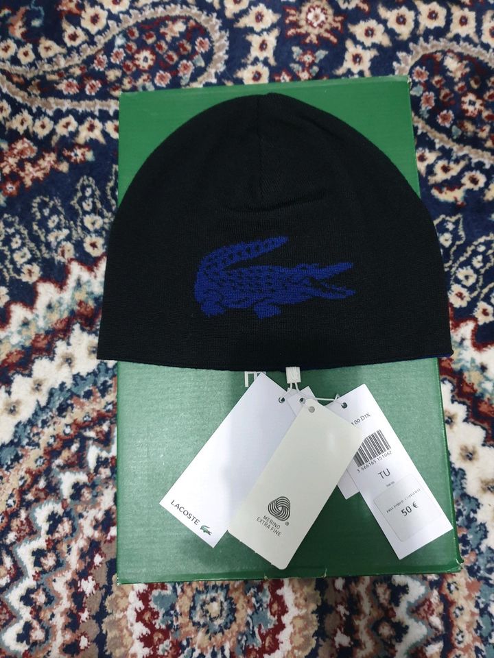 Lacoste original Mütze onesize in der Farbe schwarz. 35€. in Essen