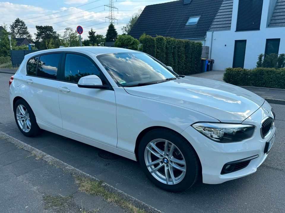 BMW 116D Advantage Navi PDC Sitzheizung Sehr Gepflegt in Krefeld