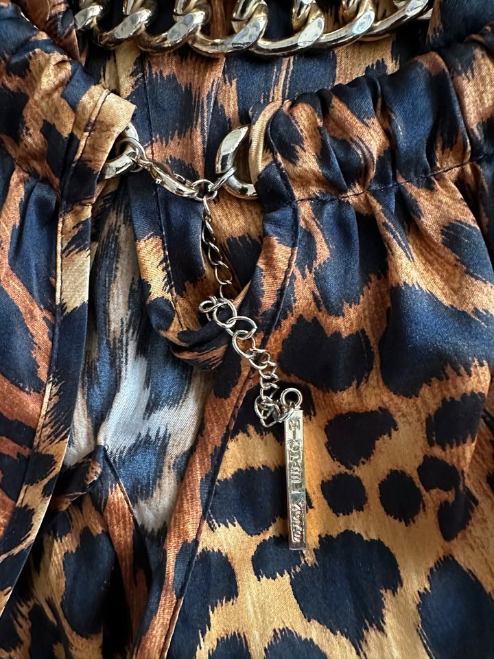 Michael Kors Seiden-Top Gr. M animalprint in München