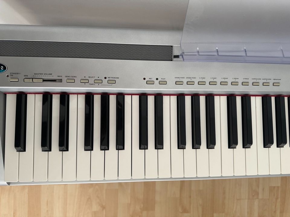 E-Paino Yamaha / Digital Piano P-85 in Obertshausen