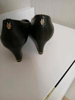 Schwarze Damen  Leder Pumps  von Ara gr.6 G Nordrhein-Westfalen - Alsdorf Vorschau