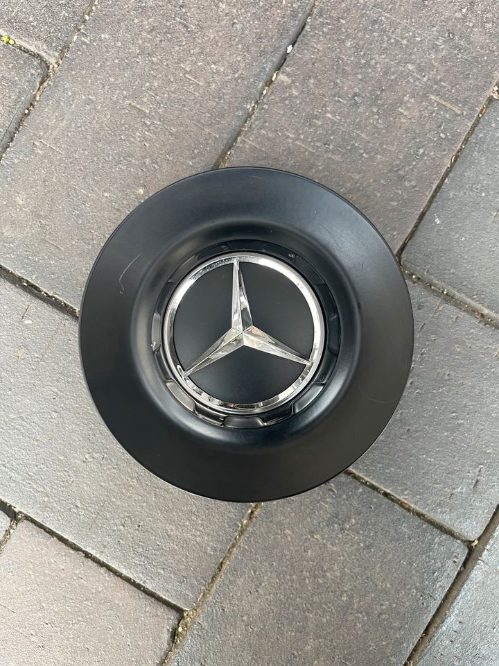 Mercedes Benz Raddeckel original in Sarstedt