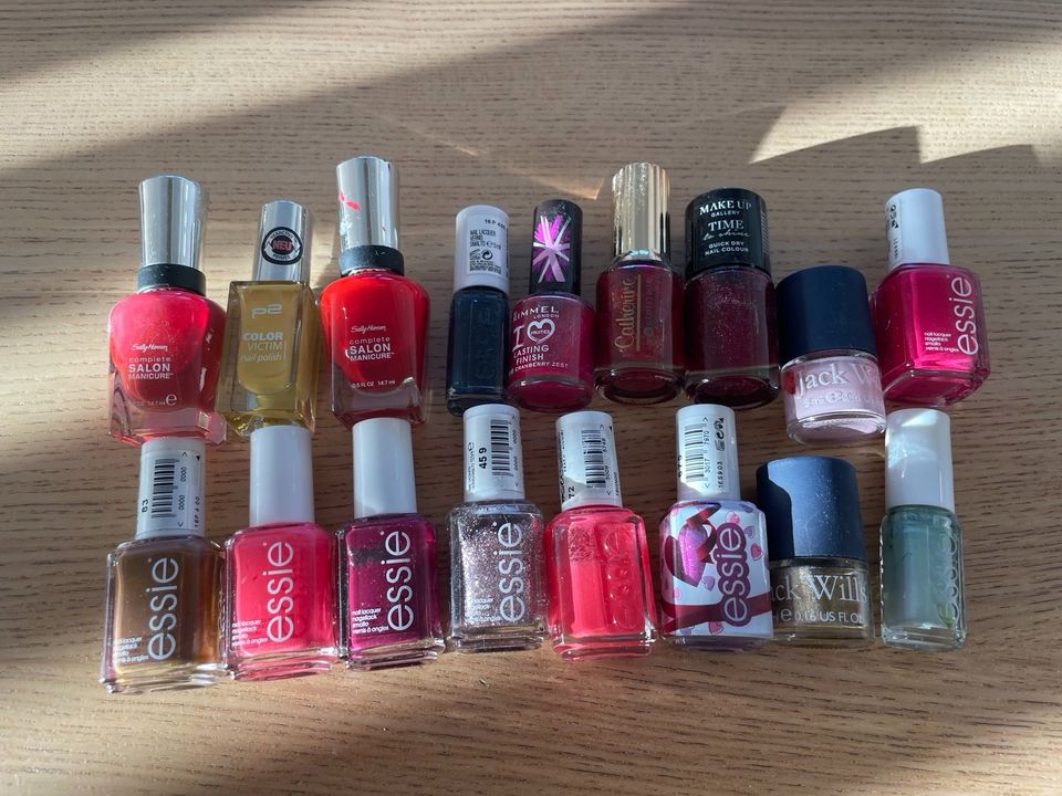 Essie 17 tlg. Nagellack Set Paket Sally Hansen Glossybox in Rheinland-Pfalz  - Bad Neuenahr-Ahrweiler | eBay Kleinanzeigen ist jetzt Kleinanzeigen