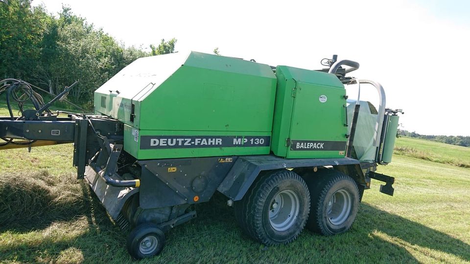 Deutz-Fahr Balepack MP 130 / Presswickelkombination / Presse in Rot an der Rot