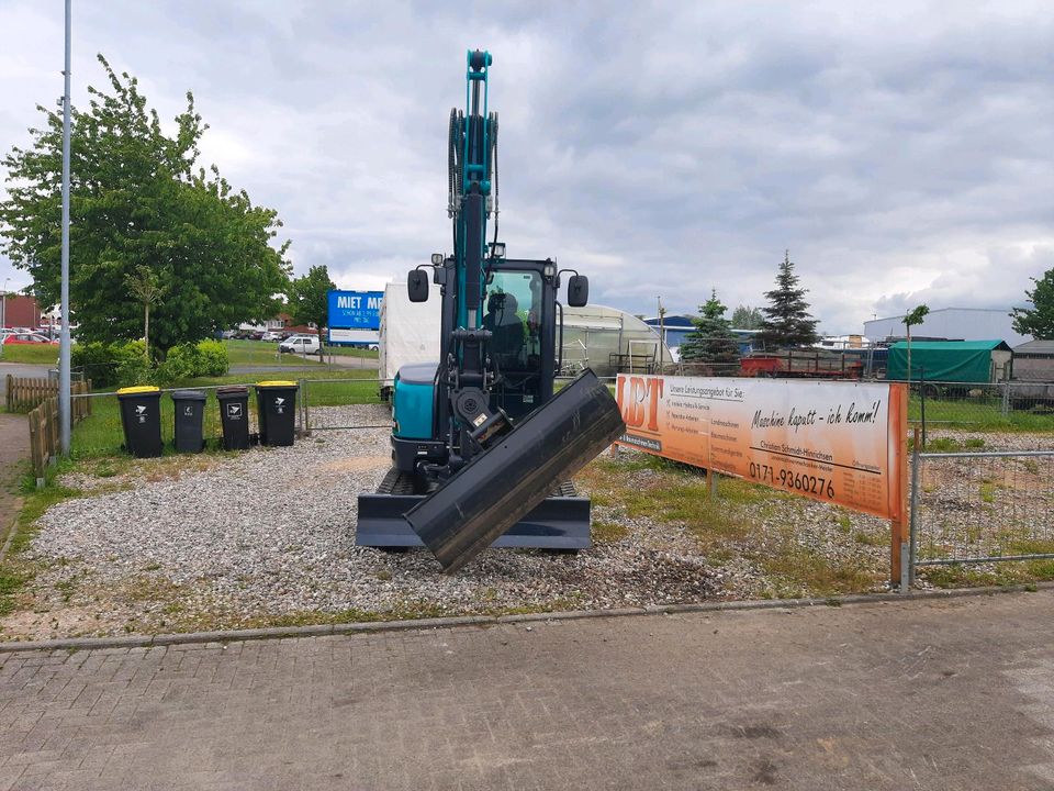 Sunward SWE35UF Kurzheckbagger in Kappeln