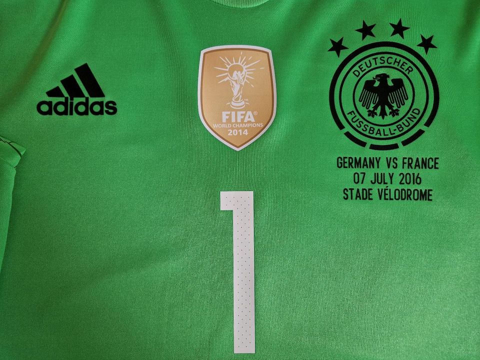 Adidas DFB Deutschland Spielerversion Trikot Set EM 2016 NEUER in München