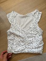 T-shirt von Hollister mit Blümchen weiß S 36 Bayern - Hohenfurch Vorschau