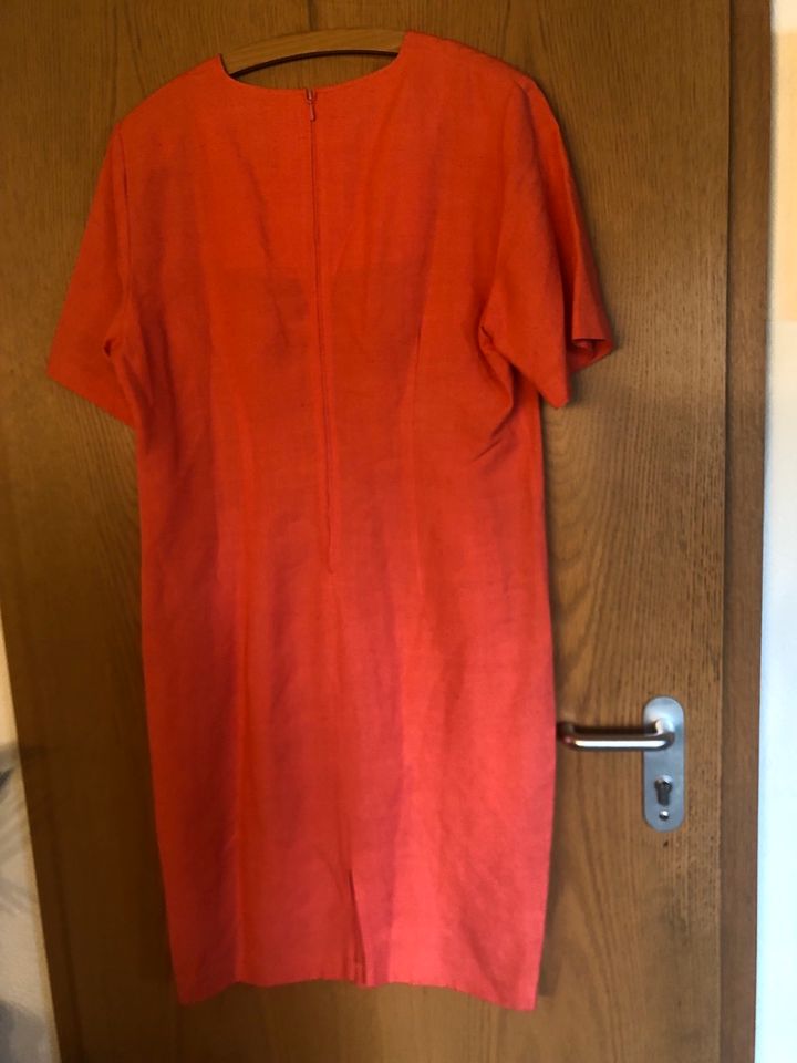Damen orange Sommerkleid in Bochum