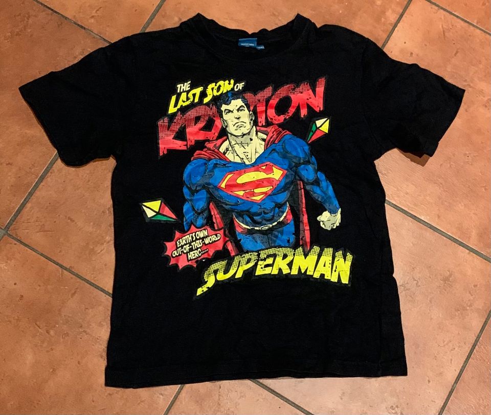 Superman T-Shirt Größe 146/152 in Moorrege
