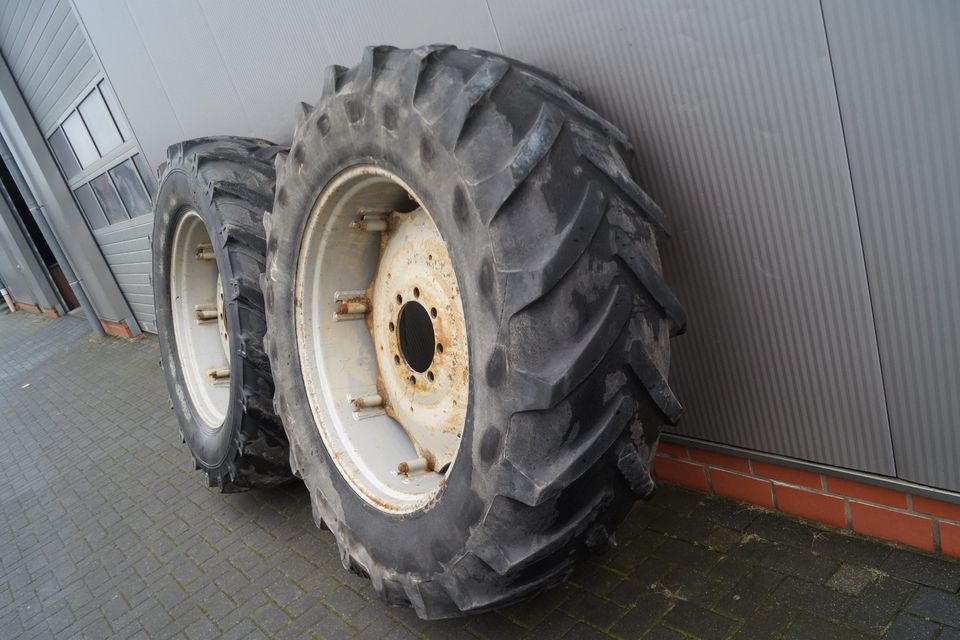 Reifen mit Felgen 520/70 R38 f. Deutz DX 6.10,6.30,Case,IHC,Fendt in Mehringen