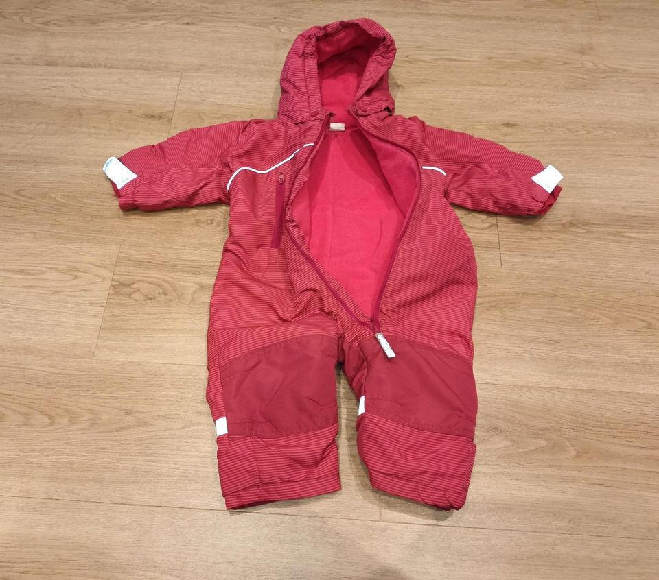 Gr. 74 H&M Schneeanzug Rot mit Reflektoren und Überzieher in Büchen