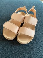 Wie neu!!! Sandalen Klett h&m Gr 28 creme altrosa Hessen - Hammersbach Vorschau