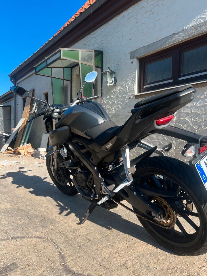 Yamaha MT-125 in Neumünster