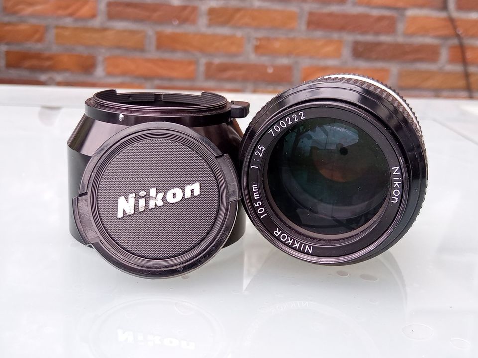 Nikon Nikkor AI 2,5 105mm Objektiv in Herten
