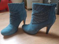 Stiefeletten High Heels hellblau mit Glitzersteinchen Sachsen - Lößnitz Vorschau