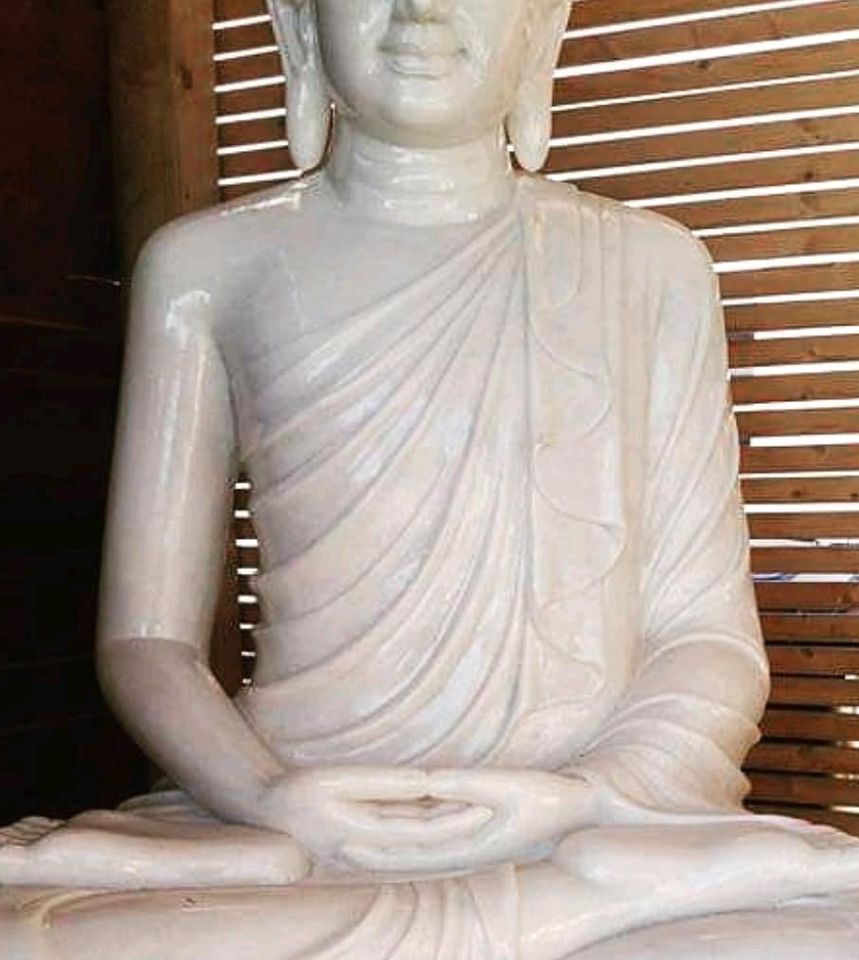 Marmor Buddha 3 Tonnen Massiv Skulptur Handgefertigt Kunstobjekt in Grettstadt