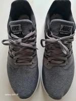 Nike Laufschuhe Run Swift, Gr44 Hessen - Dornburg Vorschau