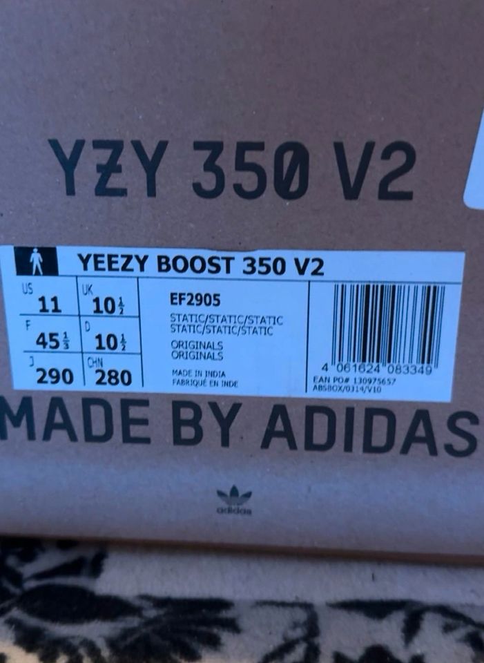 Adidas Yeezy Boost 350 V2 Static in Vechta