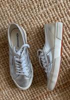 Sneaker von Superga in Silber in Größe 40 Niedersachsen - Aurich Vorschau