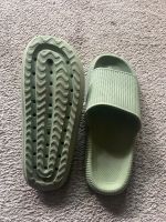 3x Sandalen schwarz/ grau/ grün NEU Größe 42/43 Hamburg - Hamburg-Nord Vorschau