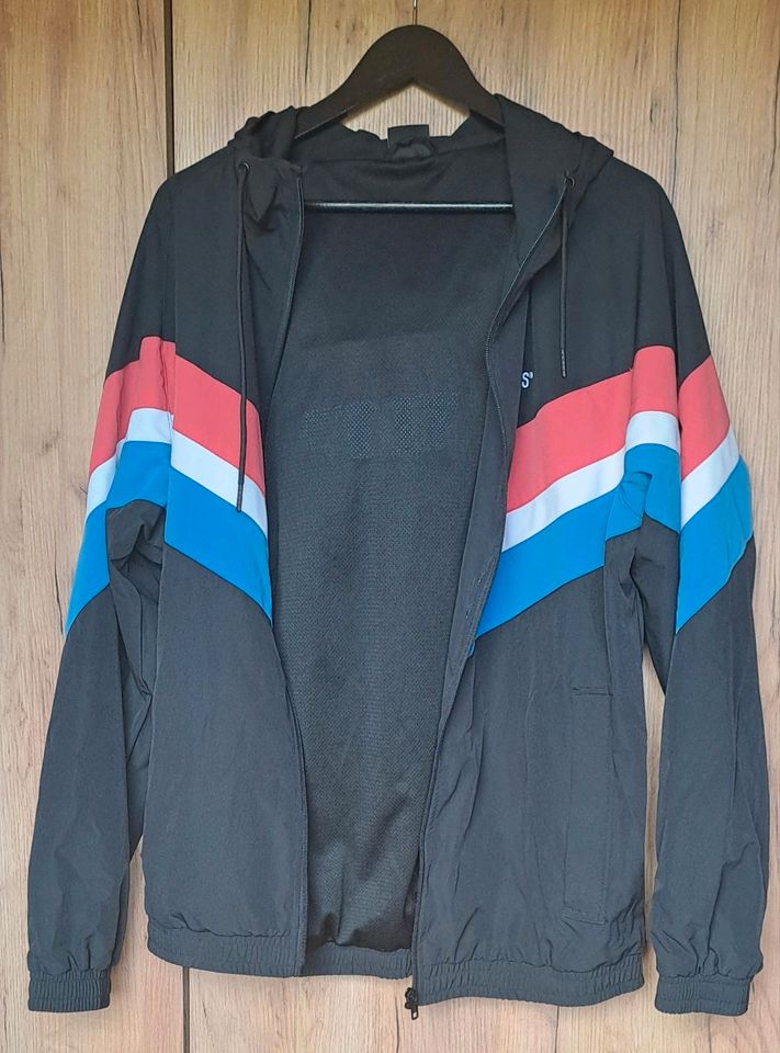 Snipes Windbreaker in Stolberg (Rhld)