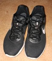Nike Sneaker Schuhe Größe 41 *Original* Sachsen - Mittelbach Vorschau